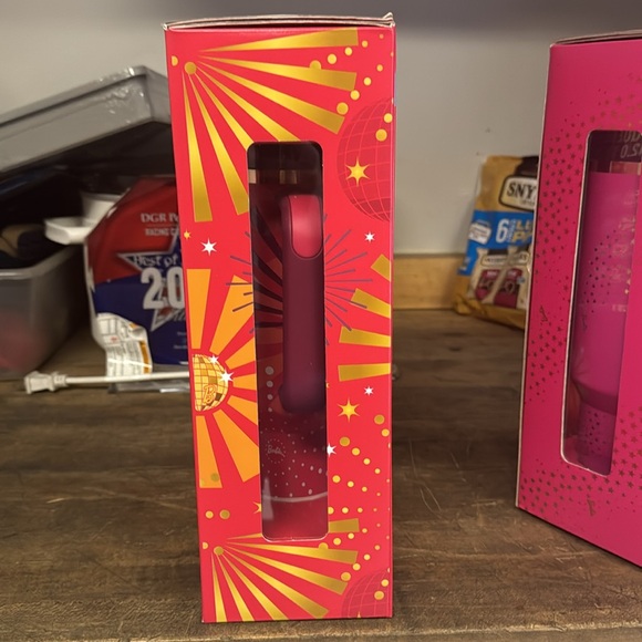 Barbie Stanley the flow state quencher H2 .0 Tumblr 40 ounce - Picture 4 of 6